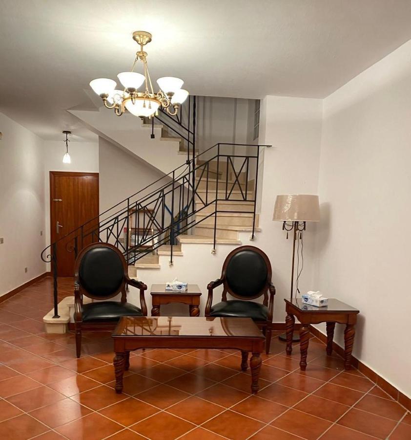 A Sea View Spacious Cheering 5 Bedroom Villa Ain Sokhna "Ain Bay" فيلا كاملة للإيجار قرية العين باي Ajn Suchna Zewnętrze zdjęcie