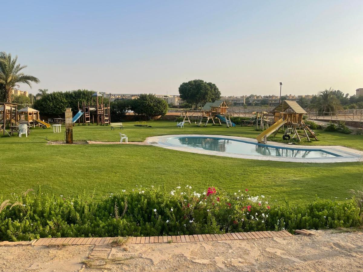 A Sea View Spacious Cheering 5 Bedroom Villa Ain Sokhna "Ain Bay" فيلا كاملة للإيجار قرية العين باي Ajn Suchna Zewnętrze zdjęcie