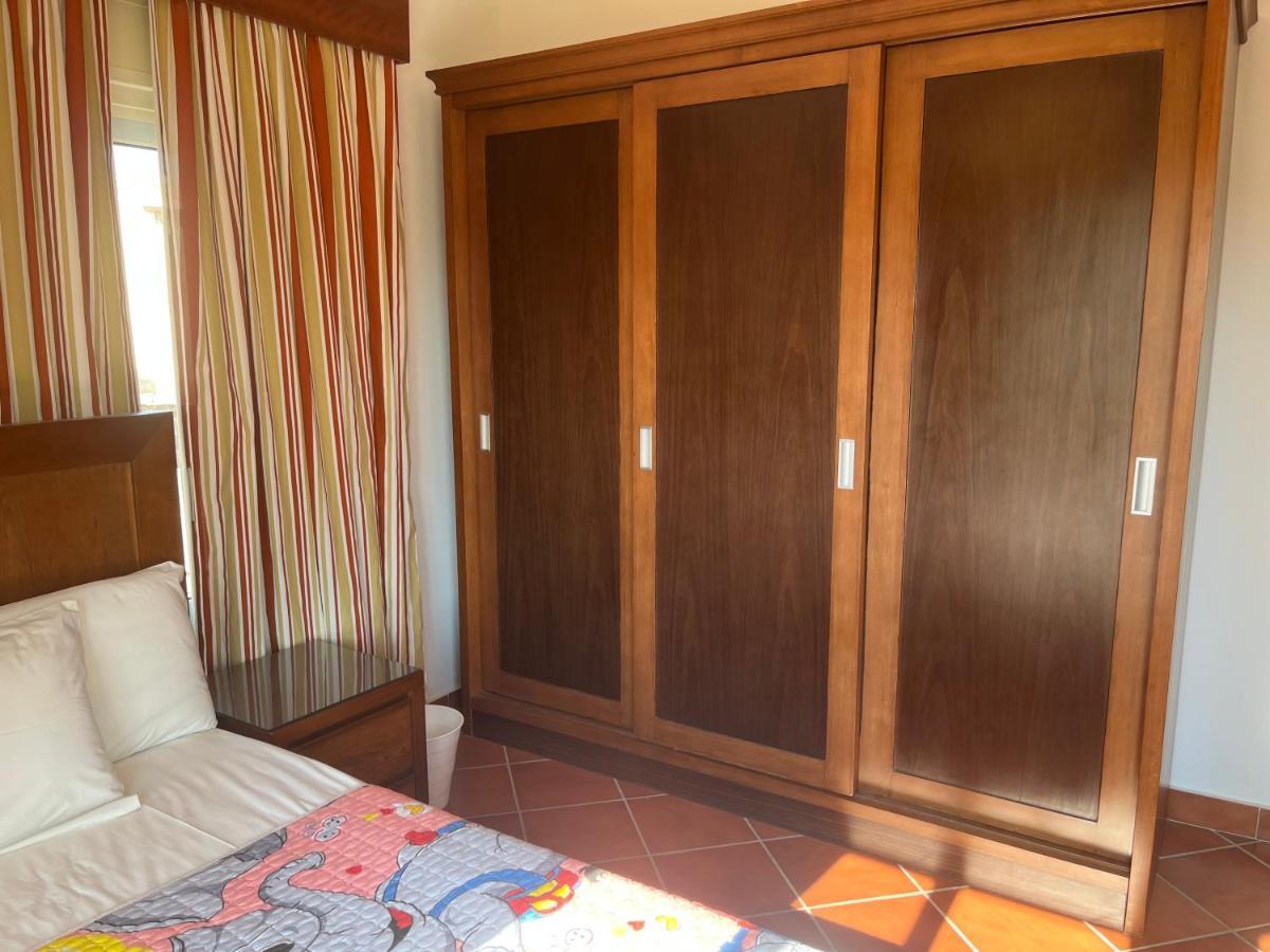 A Sea View Spacious Cheering 5 Bedroom Villa Ain Sokhna "Ain Bay" فيلا كاملة للإيجار قرية العين باي Ajn Suchna Zewnętrze zdjęcie