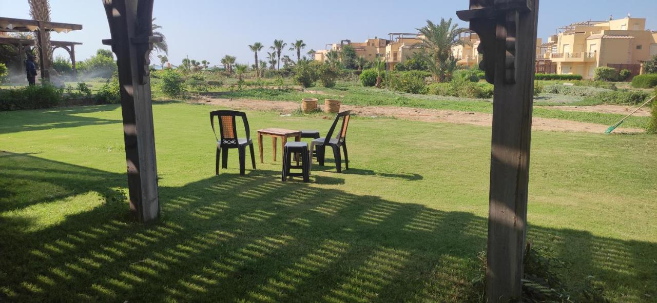 A Sea View Spacious Cheering 5 Bedroom Villa Ain Sokhna "Ain Bay" فيلا كاملة للإيجار قرية العين باي Ajn Suchna Zewnętrze zdjęcie